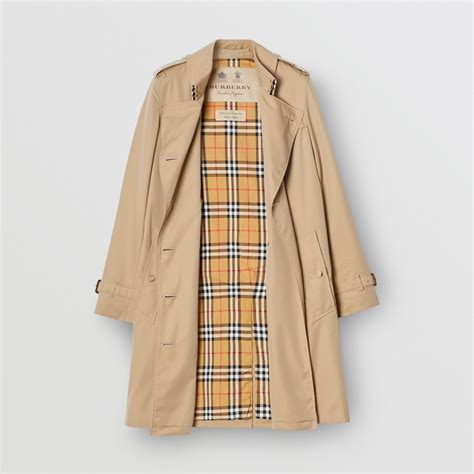 burberry aus gst